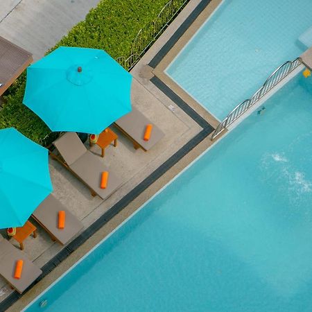 Recenta Suite Phuket Suanluang Kültér fotó