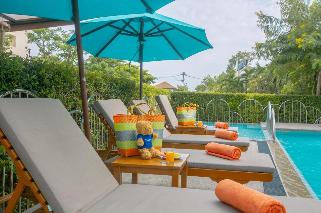 Recenta Suite Phuket Suanluang Kültér fotó
