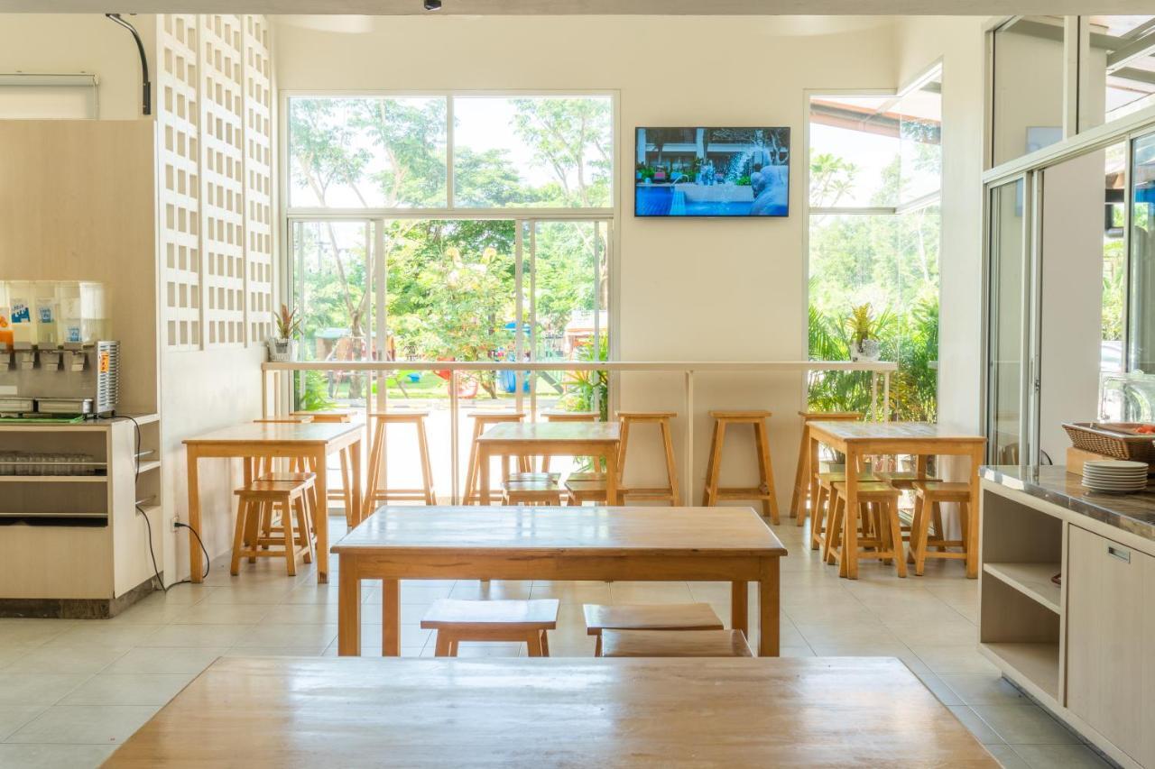Recenta Suite Phuket Suanluang Kültér fotó